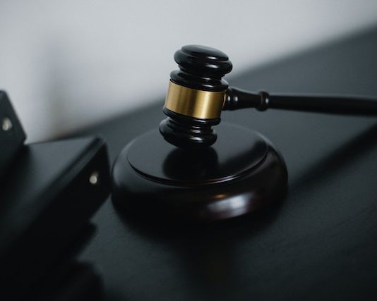 6 Signs You Need to Escalate Workplace Issues to Court Workplace