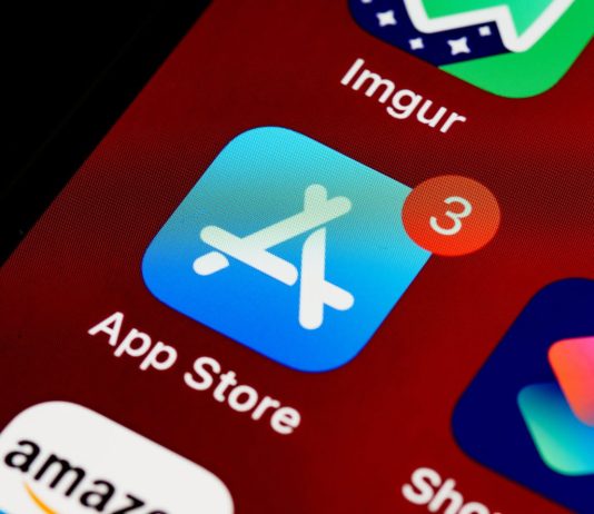 A Comprehensive Guide to Becoming an Expert iOS App Developer iOS App Developer
